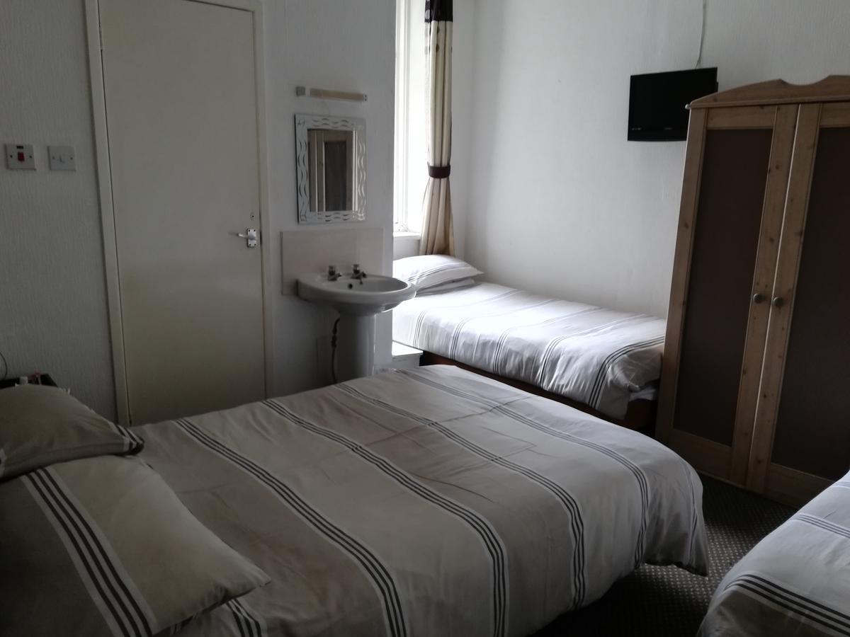The Avari Beach Hotel - Blackpool — Photos 2